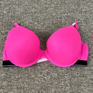 PINK Victoria's Secret Neon Pink Bra